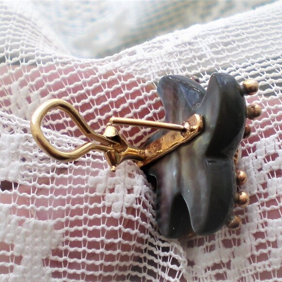 MAZ 14K Yellow Gold Abalone Black MOP Pearl Seastar Starfish Omega Back Earrings - Picture 7 of 8